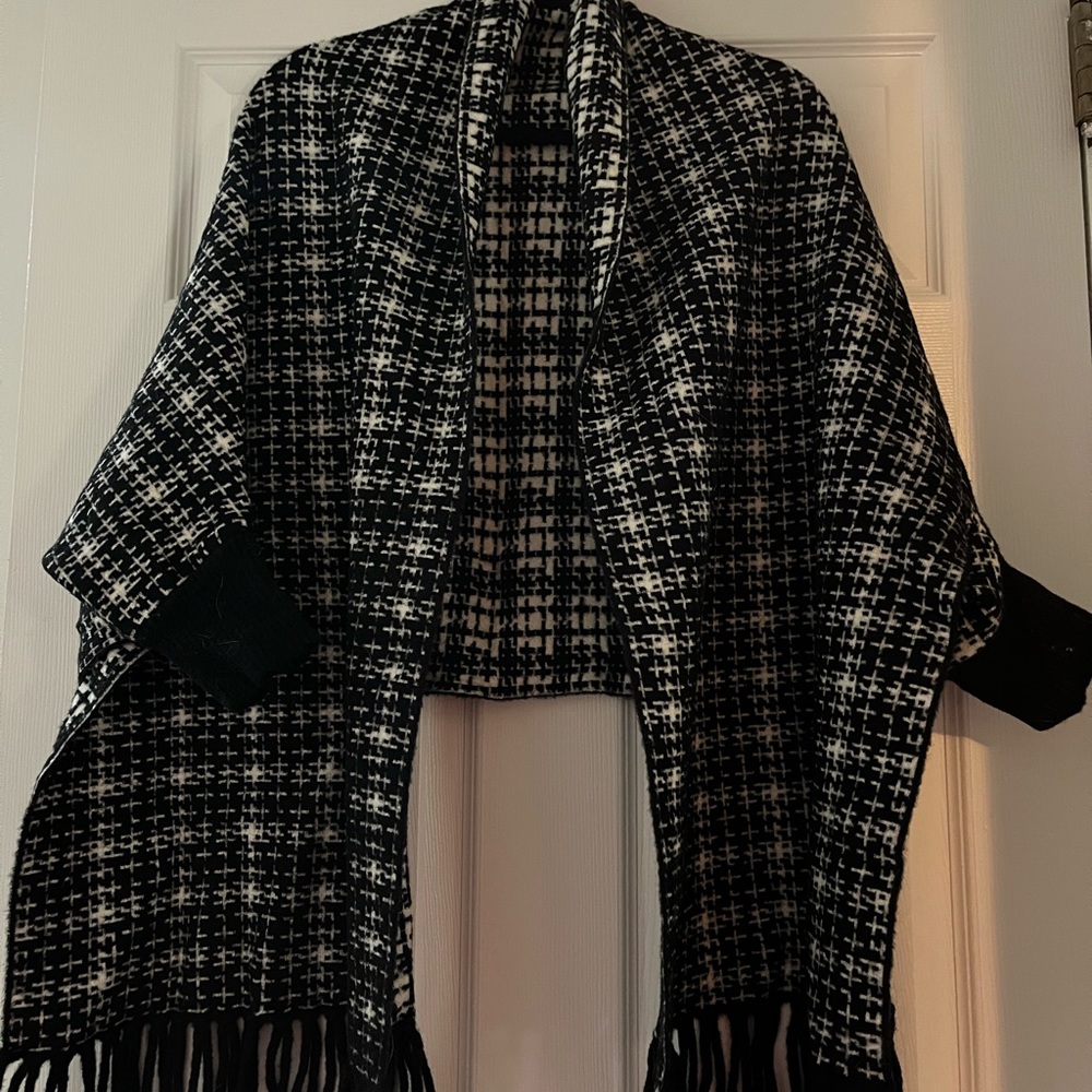 Tweed Shawl with sleeves